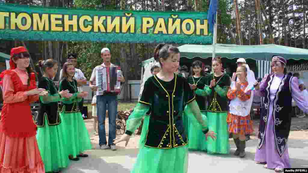 Төмән районы вәкилләре