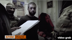 Сейран Салієв під час арешту. Скриншот із відео ФСБ РФ. 2017 рік