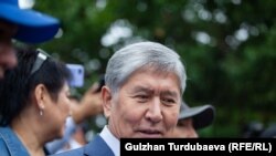 Алмазбек Атамбаев.