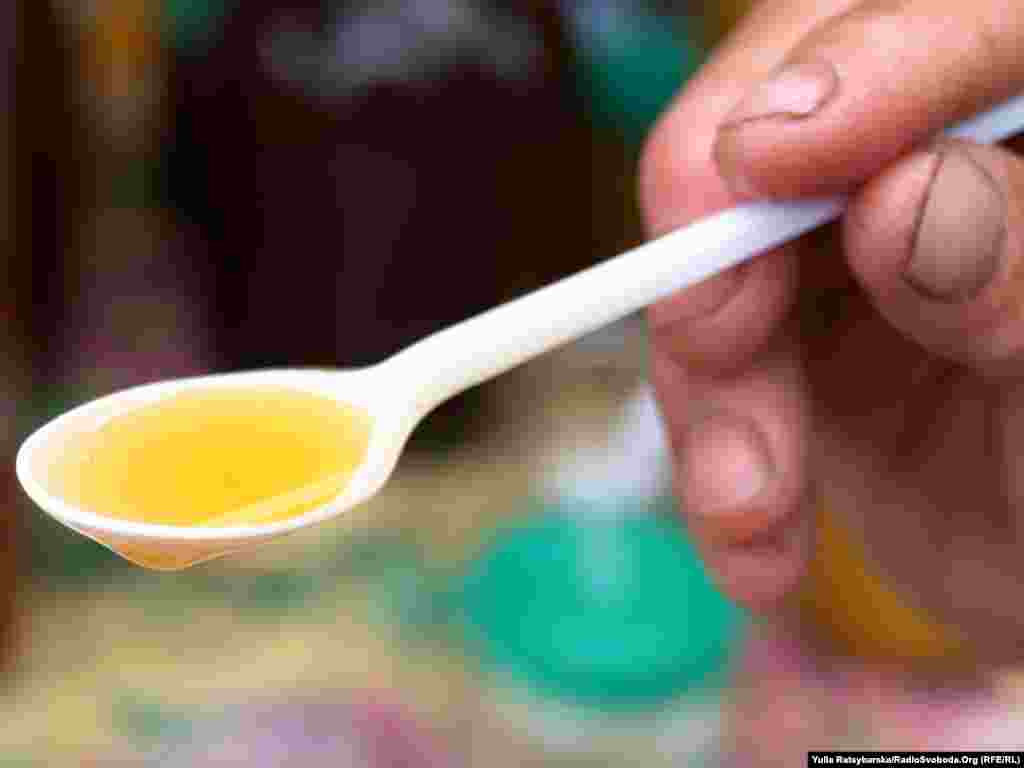 Зібралися, аби продемонструвати, передусім, свій солодкий цьогорічний &laquo;врожай&raquo;