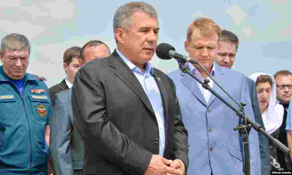 &quot;Без монда 122 кешене - балаларны һәм олыларны югалттык. Бу зур югалту...&quot; диде Миңнеханов.