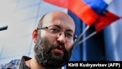 Russian journalist Ilya Azar (file photo)