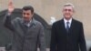 Президенты Армении и Ирана - Серж Саргсян (справа) и Махмуд Ахмадинежад, Ереван, 23 декабря 2011 г.   