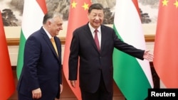 Виктор Орбан жана Си Цзинпин. 2024-жылдын 8-июлу. 