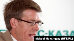 HRW уюмунун Европа жана Борбор Азия боюнча директору Хью Уильямсон. 2012-жыл.