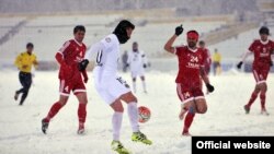 Барфи зиёд монеи рақобати Истиқлол ва Регар Тадаз нашуд. 