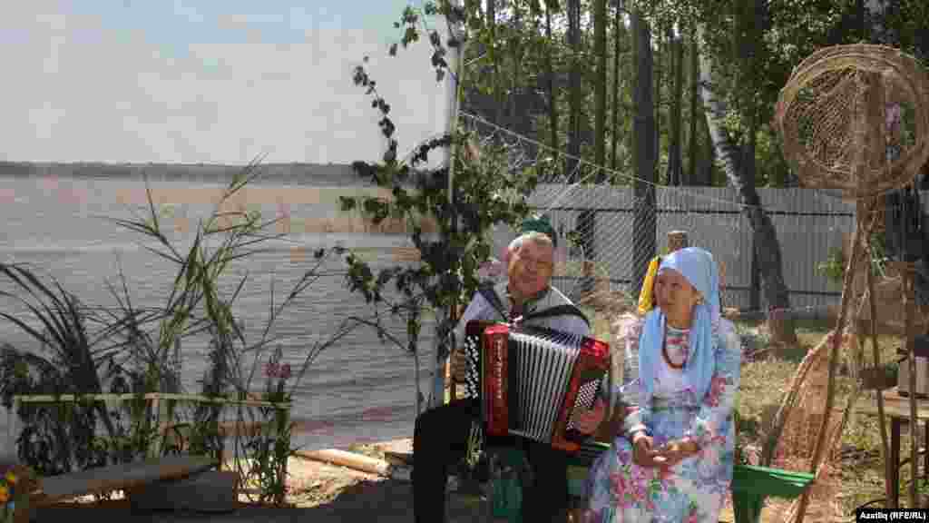 &quot;Күл буенда утырыш&quot; йоласы