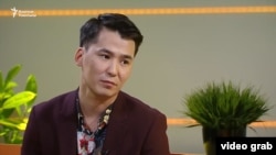 Кыргызстандын Эмгек сиңирген артисти Мирбек Атабеков.