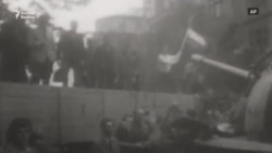 1968: SSSR-iň "Praga baharyny“ basyp ýatyrmagy