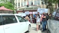 Самаковдун тарапкерлери митингге чыгышты