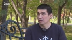 "Өкінбеймін". Абақтыда азапталған Тимур Дәнебаевпен сұхбат