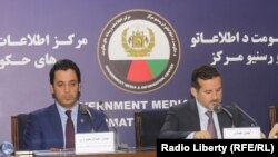 اجمل احمدی سرپرست وزارت صنعت و تجارت و اجمل عبدالرحیم‌زی معین مالی و اداری این وزارت