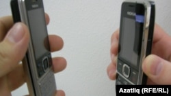 Tatarstan --  Mobile phones, generic photo, Kazan, 27Jan2011
