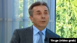 С момента прихода в политику Бидзина Иванишвили дает редкие, но очень длинные интервью