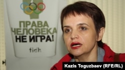 Оксана Макушина, представитель оппозиционной газеты "Ассанди-Таймс". Алматы, 24 апреля 2014 года.     