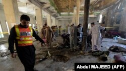 Cүрөттүн окуяга тиешеси жок. 