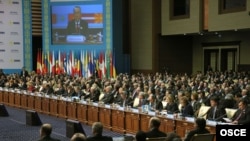 ЕККУнун саммити, 2-декабрь, 2010-жыл