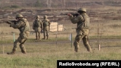 Яворівський полігон, Львівська область. Тренування українських військових із литовськими та американськими інструкторами