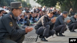 Айт намазы учурунда тартылган сүрөт, 2015-жыл, 24-сентябрь