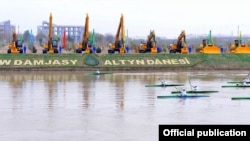 Garagum derýasynyň kenaryndaky seýilgäh çäreleriň merkezine öwrüldi. TDH-nyň fotosuraty