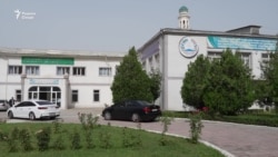 Мақомдорон ба занони тоҷик: "Таълими диниро аз интернет бигиред!"