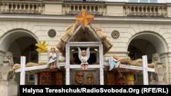 Шопка на площі Ринок