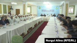 Собрание имамов в мечети «Кызылжар» в Петропавловске. 12 января 2018 года.