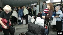 Представитель JetBlue извинился перед пассажирами и предложил им компенсацию