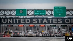 Канада менен АКШ чек арасы.