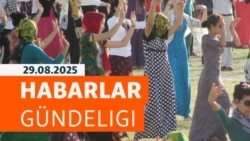 HG: Umra gitjek bolýan türkmenistanlylar ýurtdan çykmak we puluny yzyna almak kynçylygyny çekýär
