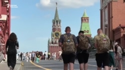 "Согушка барган мигрант мекенине кайтпайт".  Москванын кооптуу коңгуроосу