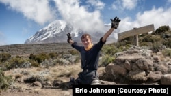 Александр Д’Джеймус на Килиманджаро. Июнь 2012 года.