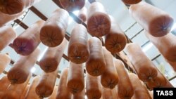 В цехе компании "Пит-Продукт" в Санкт-Петербурге (иллюстративное фото)