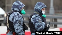 Повідомляється, що автозак «горів кілька хвилин», потім його загасили (фото ілюстративне)