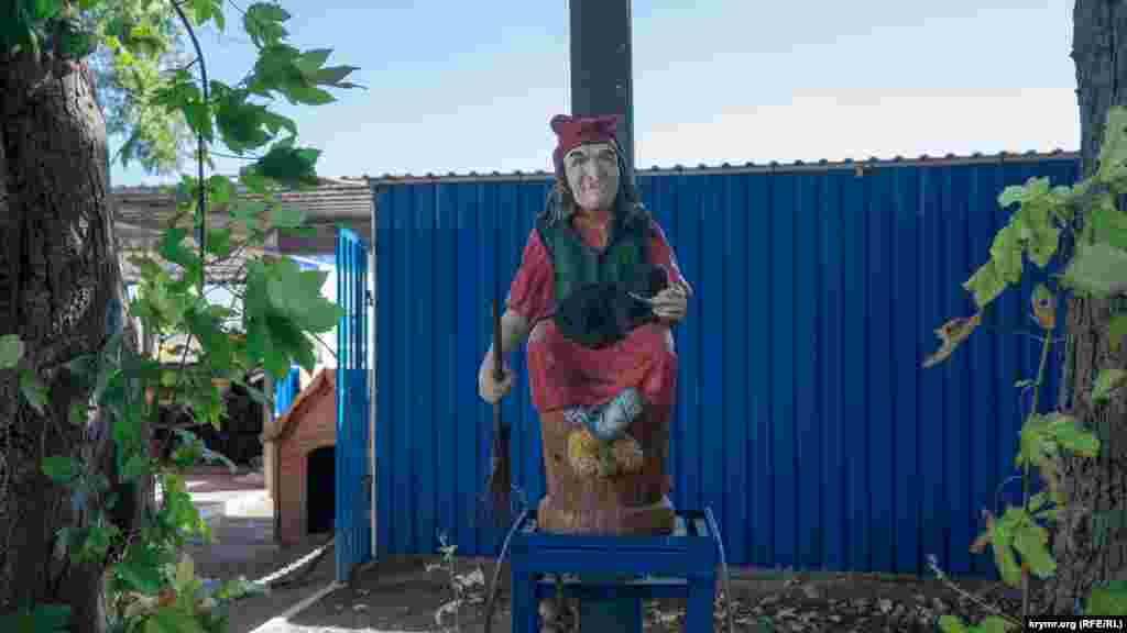 Йому &laquo;допомагає&raquo; сама Баба-Яга