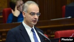 Руководитель фракции АНК Левон Зурабян 