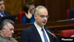 Руководитель парламентской фракции «Армянский национальный конгресс» Левон Зурабян (архив)