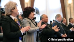 Социал-демократтар фракциясынын депутаттары.