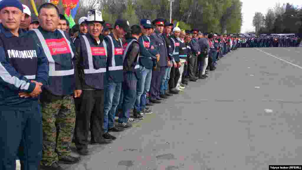 Оппозиция өкүлдөрү 24-мартта Ошто курултай өткөрөрүн жарыялаган. &nbsp;