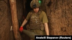 Военнослужащий 28-й отдельной механизированной бригады ВСУ, защищающей Торецк