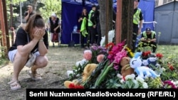 Київ у жалобі: ракетний удар Росії убив 31 людину, серед них 5 дітей