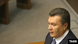 Янукович попытался стать президентом, опробовал себя в премьерах, а теперь может заняться и спикерством