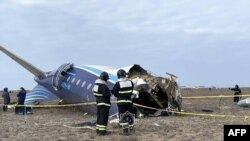 «Ադրբեջանական ավիաուղիներ» ավիաընկերության Embraer 190 ինքնաթիռի բեկորները, 25-ը դեկտեմբերի, 2024թ․