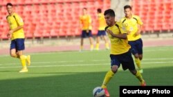 Tajikistan -- Tajik football players, 18Oct2015