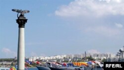 ЧФ не собирается уходить из Севастополя и в ближайшие годы собирается наращивать здесь силы и средства