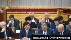 Члены правительства КР.