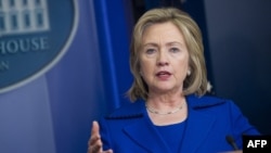 “Waşington Belarus häkimiýetleriniň edýän hereketlerini “ýakyndan yzarlaýar” diýip, Hillari Klinton aktiwistler bilen duşuşygynda aýtdy.