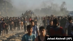 Գազայի հատված - Պաղեստինցիները շտապում են մարդասիրական օգնություն ստանալու, հունիս, 2025թ.