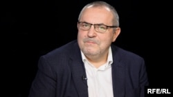 Борис Надеждин