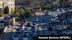 Transporti publik u rikthye pasi Ministria e Financave në detyrë i ndau 2.7 milionë euro për mallra dhe shërbime për komunën e Prishtinës.